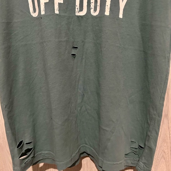 VICI Collection - Mama Off Duty Distressed Tee - Small - Picture 5 of 8